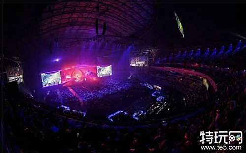 球运动蓬勃 球运动蓬勃